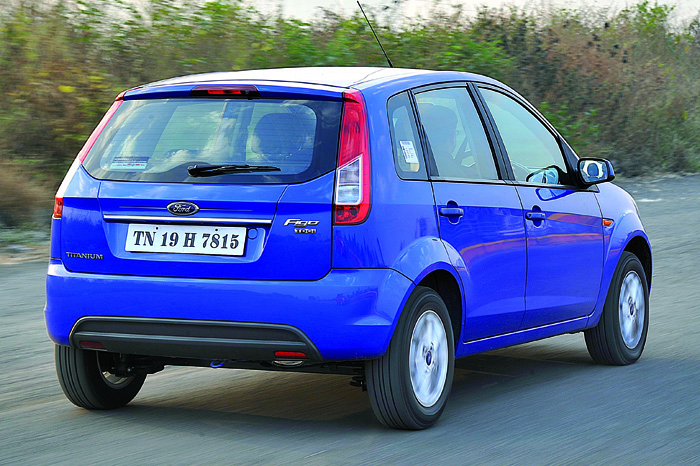 Chevrolet Sail U-VA vs Maruti Swift vs Ford Figo  - Image 2